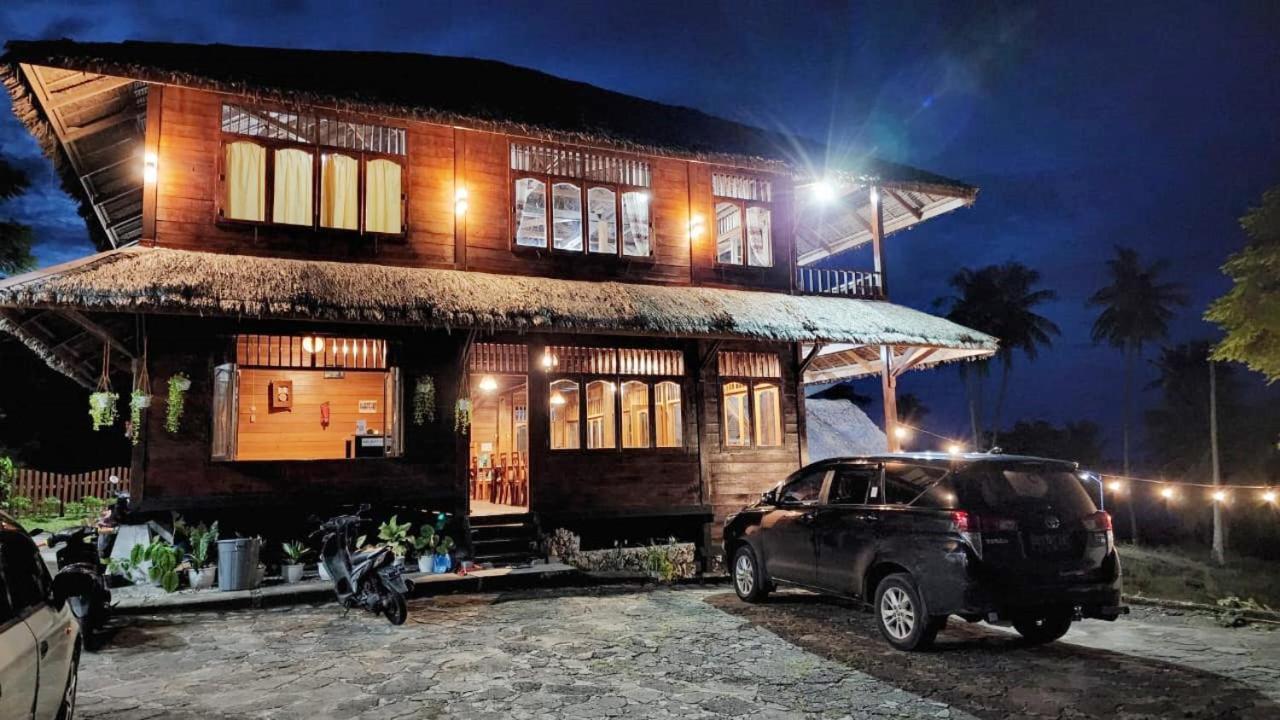 Ukcc Hotel Sabong Exterior foto