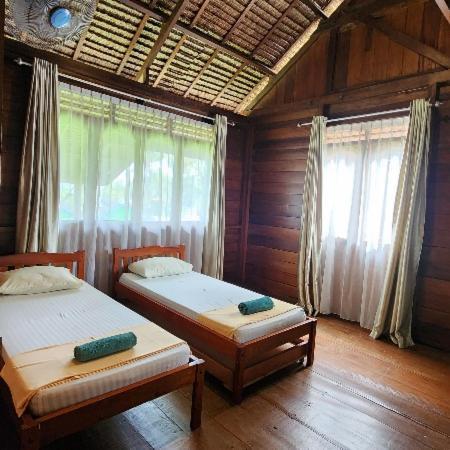 Ukcc Hotel Sabong Exterior foto
